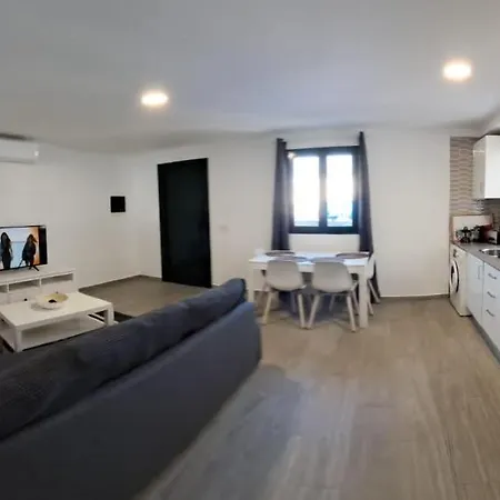 Luxury Bungalow Playa Roca Vakantiehuis Costa Teguise