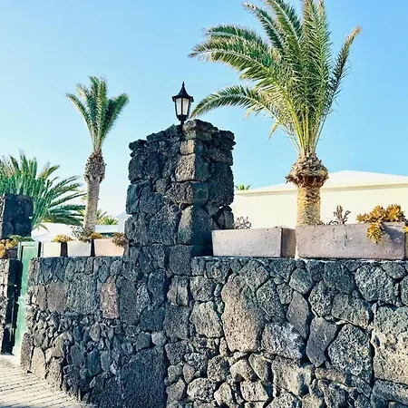 Tatil Evi Luxury Playa Roca Costa Teguise