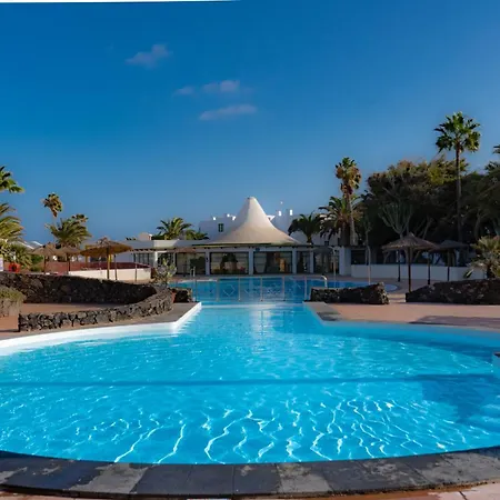 Luxury Playa Roca Tatil Evi Costa Teguise